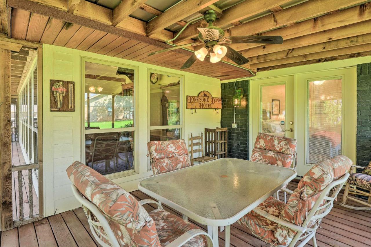 Granbury Lakefront Escape With Boat Dock And Slip! ภายนอก รูปภาพ